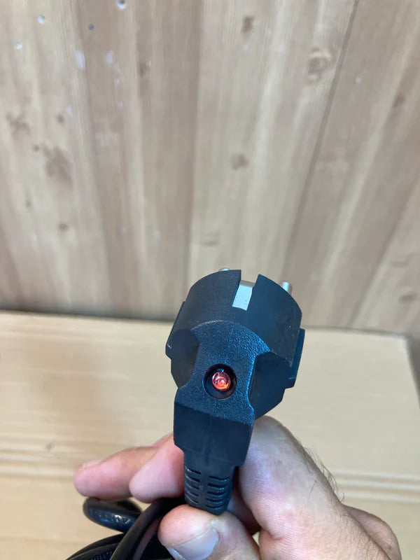 Stainless Steel 2500W Electric Heating Rod with Automatic Temperature Control F9